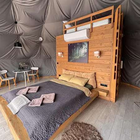 Luxury tent Slavskoglamping *