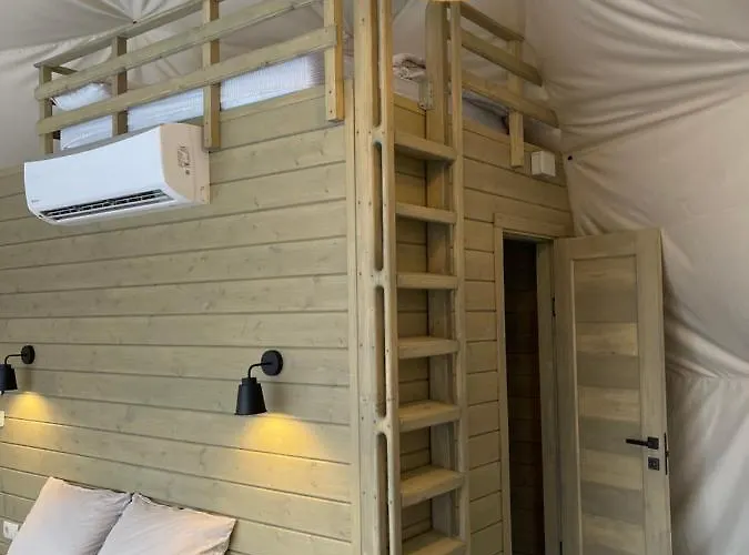 אוהל מפואר Slavskoglamping סלאבסקה