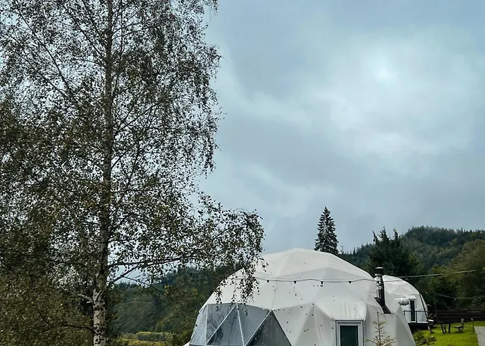 Slavskoglamping אוהל מפואר סלאבסקה
